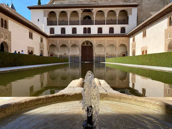 Granada: Alhambra, Alcazaba, And Generalife Private Tour | GetYourGuide