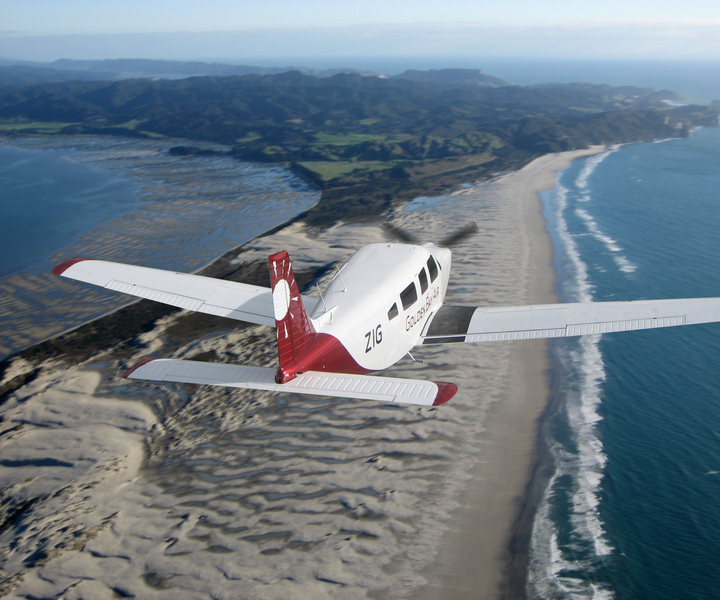 Takaka: Farewell Spit/Abel Tasman Scenic Flight