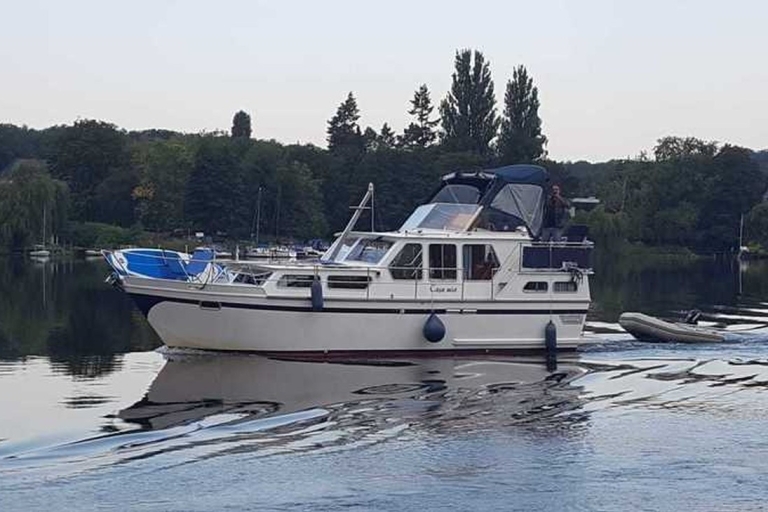 4h private Havelland Entdeckungsfahrt mit Skipper4h Private Havelland Entdeckungstour mit dem Boot & Chillen