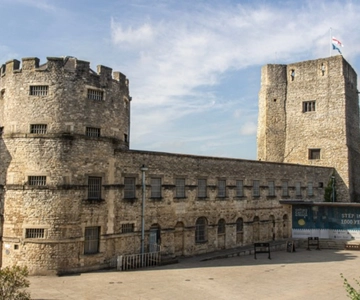 Oxford Castle and Prison: Guided Tour