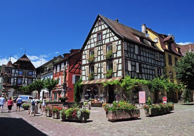 Visit Kaysersberg Private Walking Tour in Eguisheim