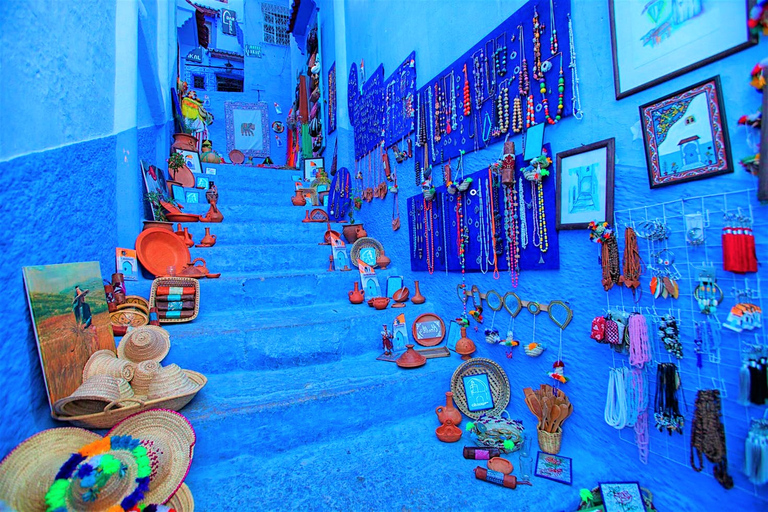 From Casablanca: Sightseeing Trip to Chefchaouen with Guide