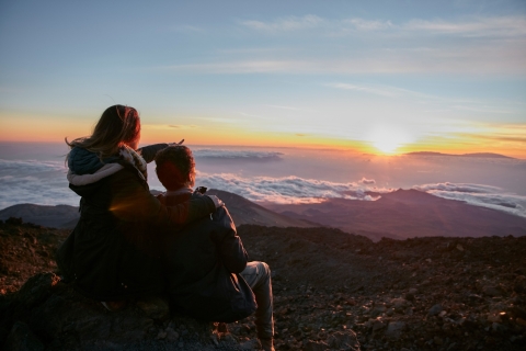 Teneriffa: Berg Teide Sonnenuntergang und Sterne Tour mit SeilbahnAbendessen und Bustransfer aus dem Süden