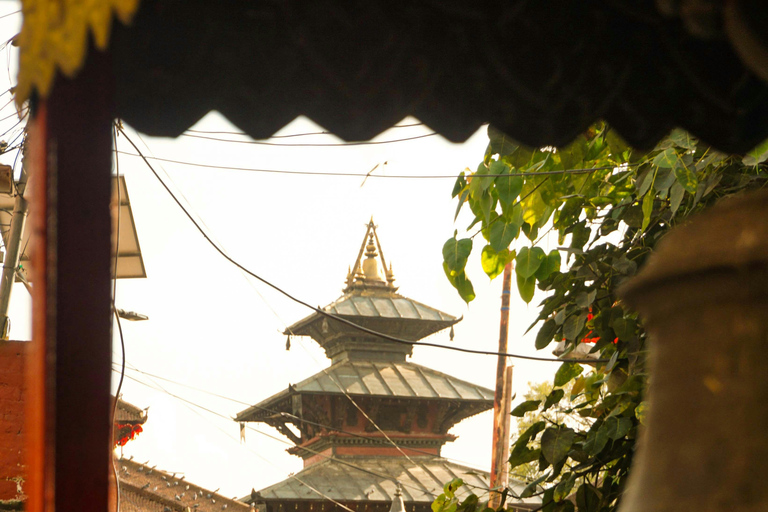 One-Day Private Vehicle Sightseeing Tour – 6 Points