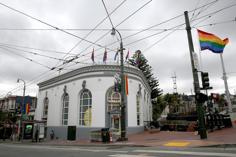 Barrio Castro de San Francisco: recorrido de audio autoguiadoSan Francisco: recorrido de audio autoguiado por el vecindario de Castro