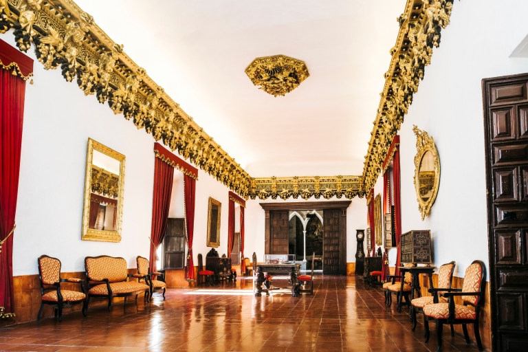 Gandía: entrada al Palacio Ducal con audioguía