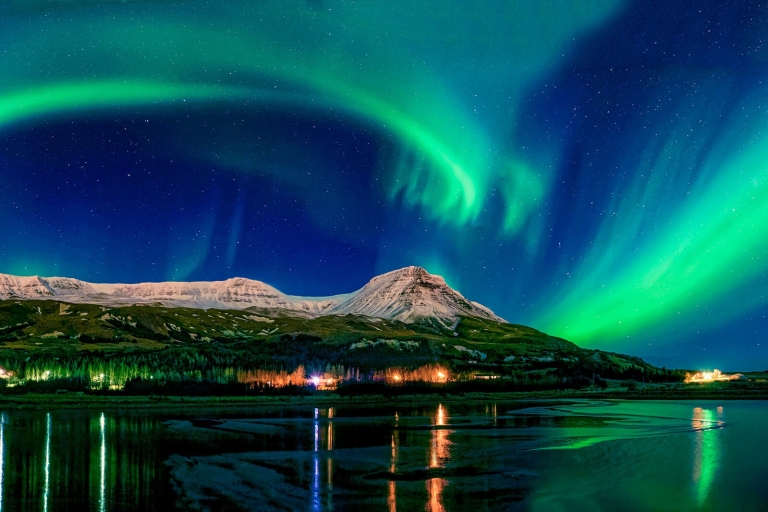 From Reykjavik: 3-5 Hour Northern Lights Mystery Tour Tour in English with Hotel Pick-Up