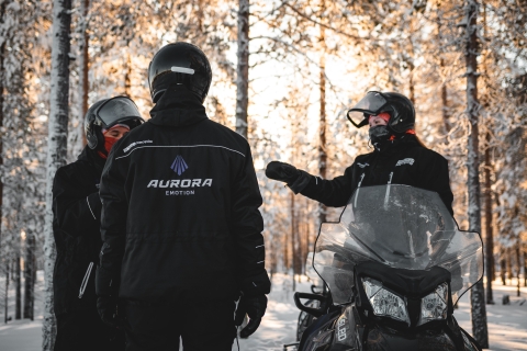 Rovaniemi: Safari na skuterach śnieżnych po jeziorze Lehtojärvi