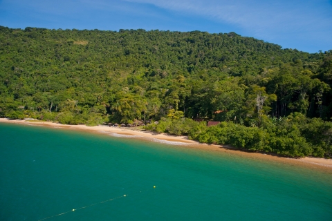 Die Bucht von Paraty: Inseln & Strände Bootstour mit SchnorchelnSchooner Tour mit 1 Caipirinha
