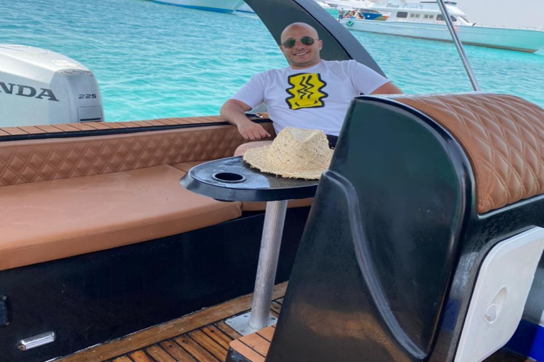 Hurghada: Privat motorbåtsäventyr med snacks och upphämtning4-Hour Speedboat Rental