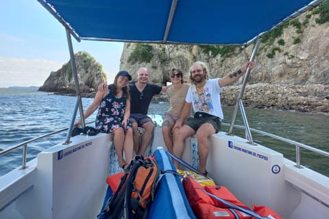 From Puntarenas: Tortuga Island Full-Day Boat Trip
