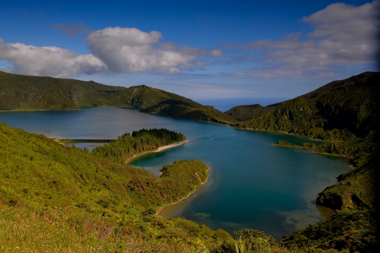 Van Ponta Delgada: privétrip Lagoa do Fogo & warmwaterbronnen