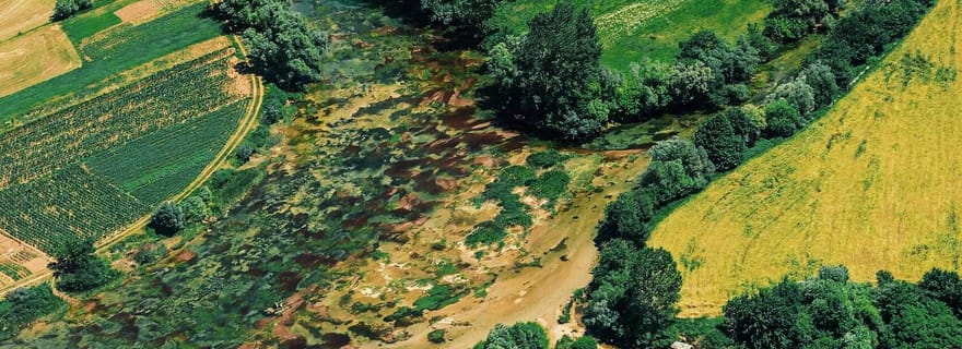 Sinj : Vol panoramique au-dessus du lac Peruca et de la montagne Dinara
