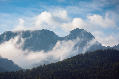 From Krakow: Hot Springs and Zakopane with GubałówkaFrom Krakow: Zakopane, Gubałówka, and Hot Springs with Sauna