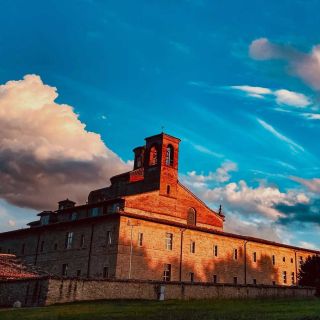 Da Urbino: Tour del Montefeltro con Pranzo al Tartufo