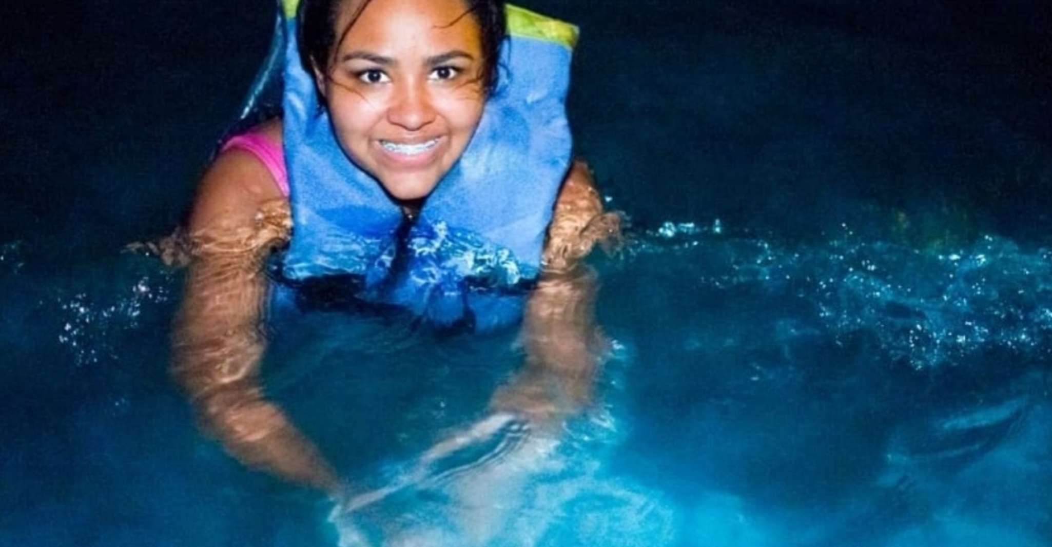 De Puntarenas, visite en bateau de Bioluminiscence avec barbecue et boissons - Hizvo