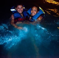 Desde Puntarenas, Tour en barco Bioluminiscence con barbacoa y bebidas - Hizvo