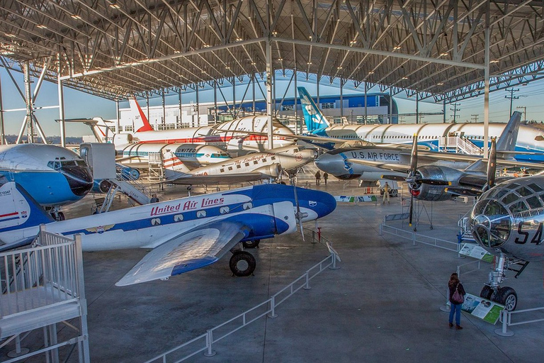 Desde Vancouver: tour privado del Museo de Vuelo de Seattle