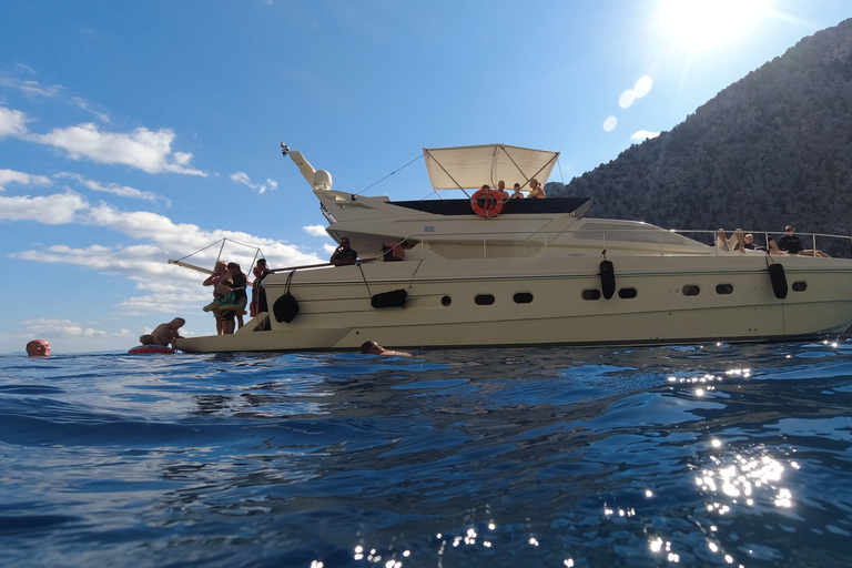 Rhodes Town: Symi Full-Day Yacht Cruise with Meal & Drinks