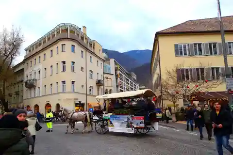 Tour privato di Bolzano: la pittoresca città delle Dolomiti del Sud Tirolo