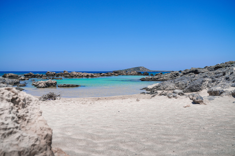 Depuis la Crète : excursion d'une journée à Elafonisi avec prise en charge incluseDepuis la Crète : excursion d'une journée sur l'île d'Elafonissi