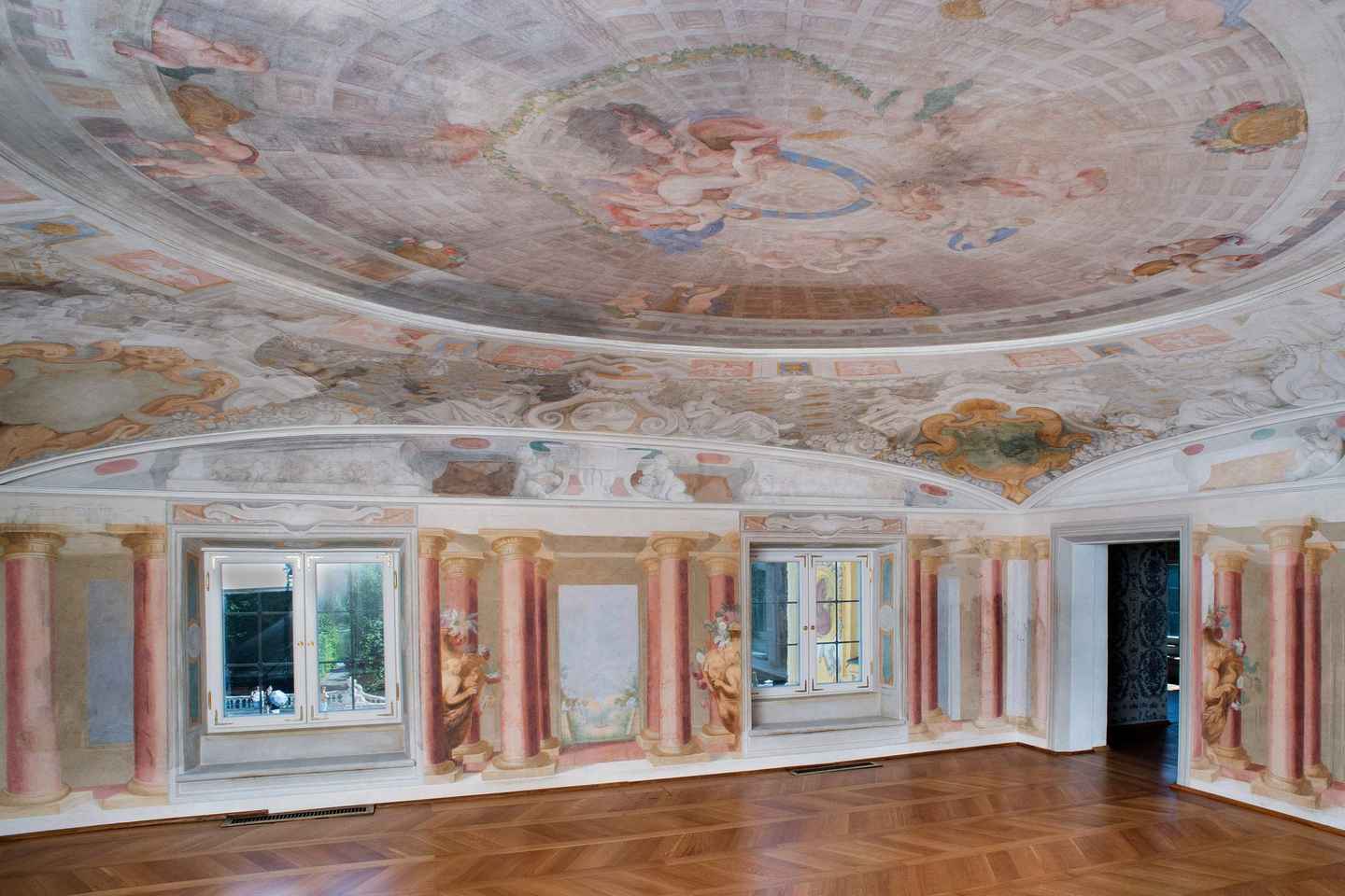 Warsaw Private Wilanow Palace & Garden Tour