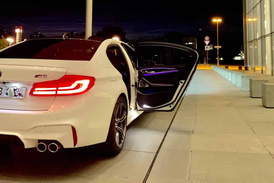 Paris: Privater Transfer vom Flughafen (CDG) zum Disneyland. Foto: GetYourGuide