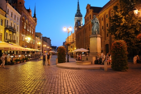 Torun - Ciudad de Copérnico: Tour de un día desde VarsoviaInglés, español, alemán, francés, italiano, ruso, polaco