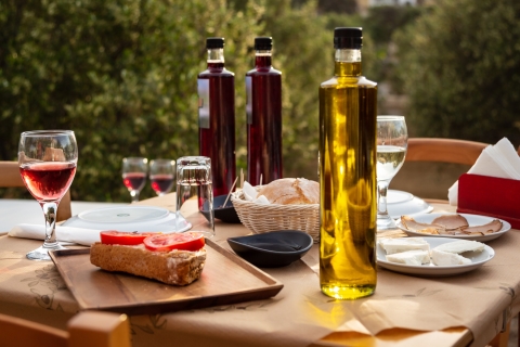 Mykonos: Winery Vineyard Experience met eten en wijnproeven