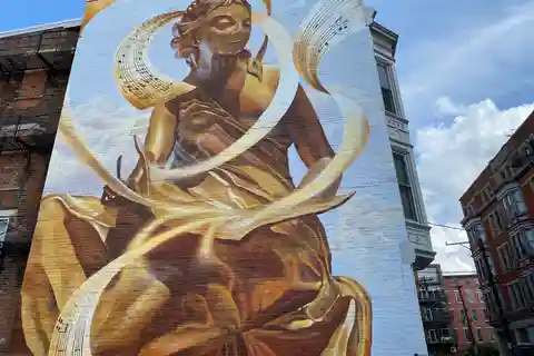 Cincinnati: Self-Guided Haunted Walking Audio Tour