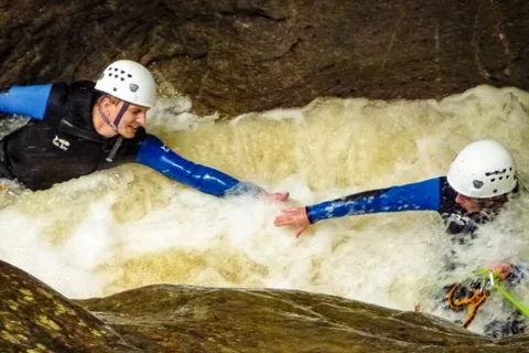 Schwarzwasserbach: Canyoning im österreichischen Kleiwalsertal