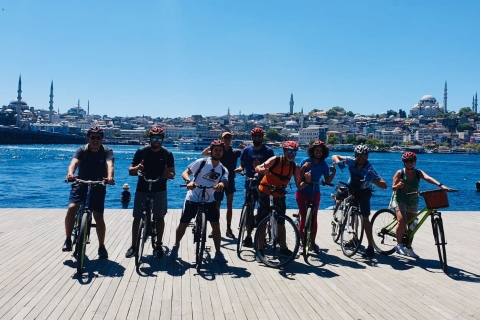 Istanbul: visite d'une demi-journée à vélo des deux côtés de la ville