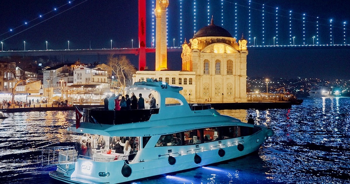 yacht club istanbul