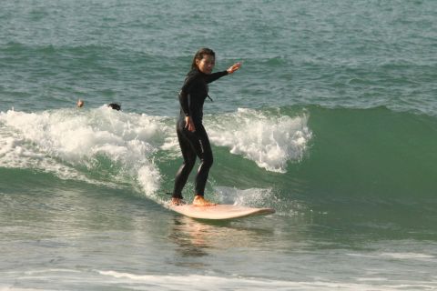 Agadir: Taghazout Beach Surf Lesson with Lunch and Transfer