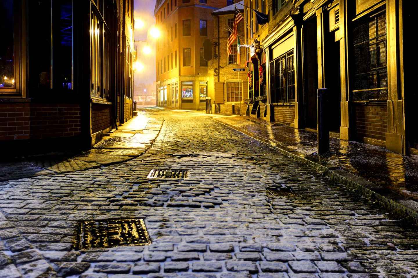 haunted pub crawl of historic pubs and taverns