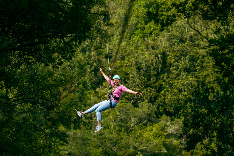 Okere Falls: Zipline über Wasserfälle erleben