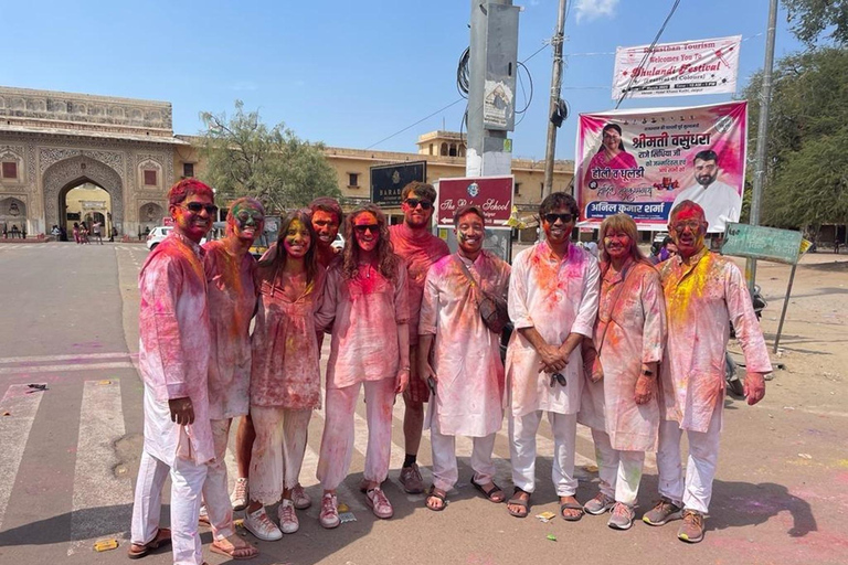 Celebrate Holi Festival In Jaipur With Golden Triangle Tours