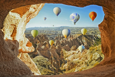 Cappadoce : vol en montgolfière au lever du soleil avec prise en charge à l'hôtel