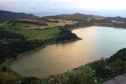 Desde Ponta Delgada: excursión guiada de un día a la orilla del lago Furnas en 4x4