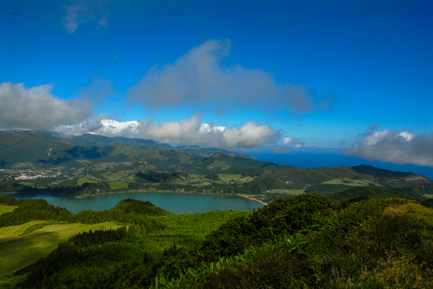 Desde Ponta Delgada: excursión guiada de un día a la orilla del lago Furnas en 4x4