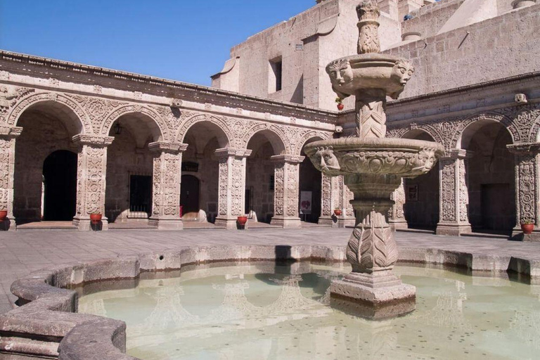Arequipa: Walking City Tour & Santa Catalina