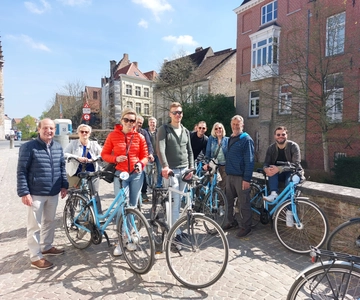 Bruges: City Highlights Bike Tour