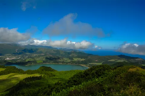From Ponta Delgada: Furnas Guided Day Trip & 4x4 Adventure