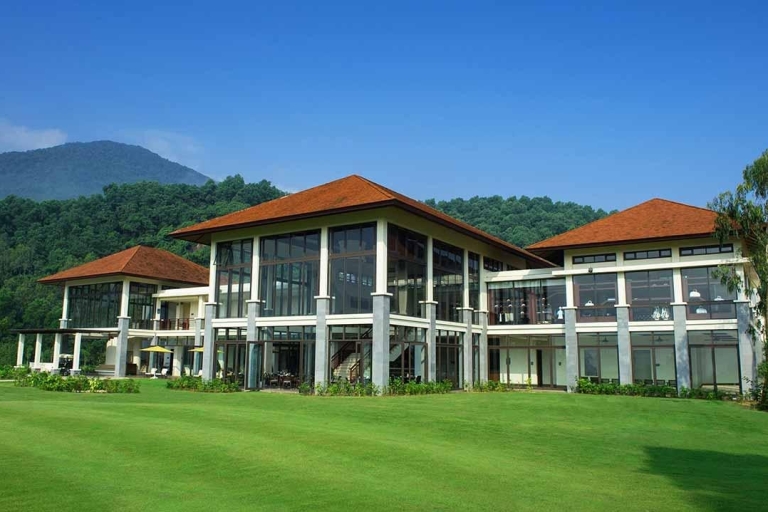 Transfert : Centre de Danang - Laguna Golf Lang Co7 sièges
