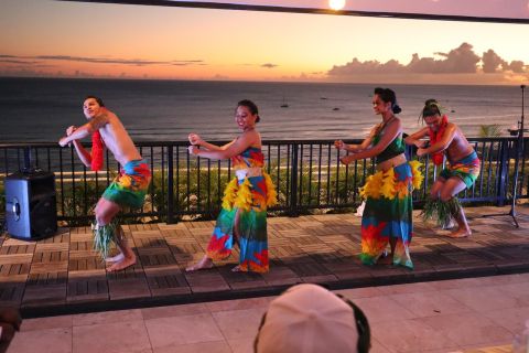 Honolulu: Waikiki Sunset Luau