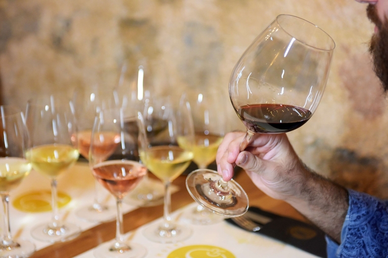 Rodos: prywatna degustacja wina dla ekspertówDegustacja wina dla ekspertów