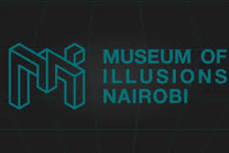 Nairobi: Giraffe Center, Museum of Illusions & Blixen Tour