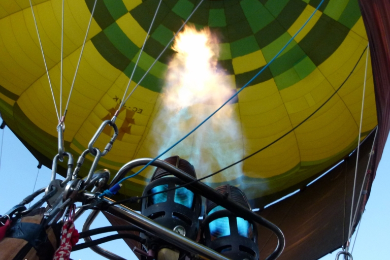 Segovia: Heißluftballonfahrt mit Picknick und Aktivitätsvideo