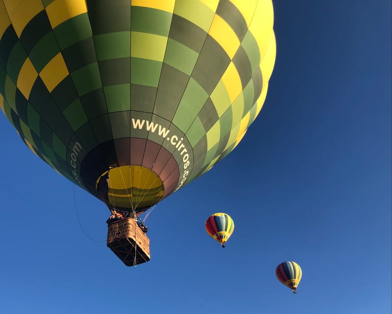 Hot air balloon ride shop and picnic