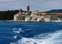 Baška, Isla Rab y Zavratnica Excursión en barco del fiordo con almuerzo - Hizvo